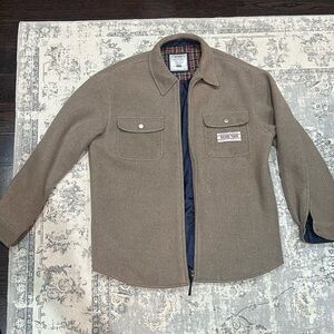 Men’s fleece-style shacket